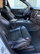 Volvo XC60 T6 AWD R Design Geartronic R Design - Volvo XC60 mit Schiebedach