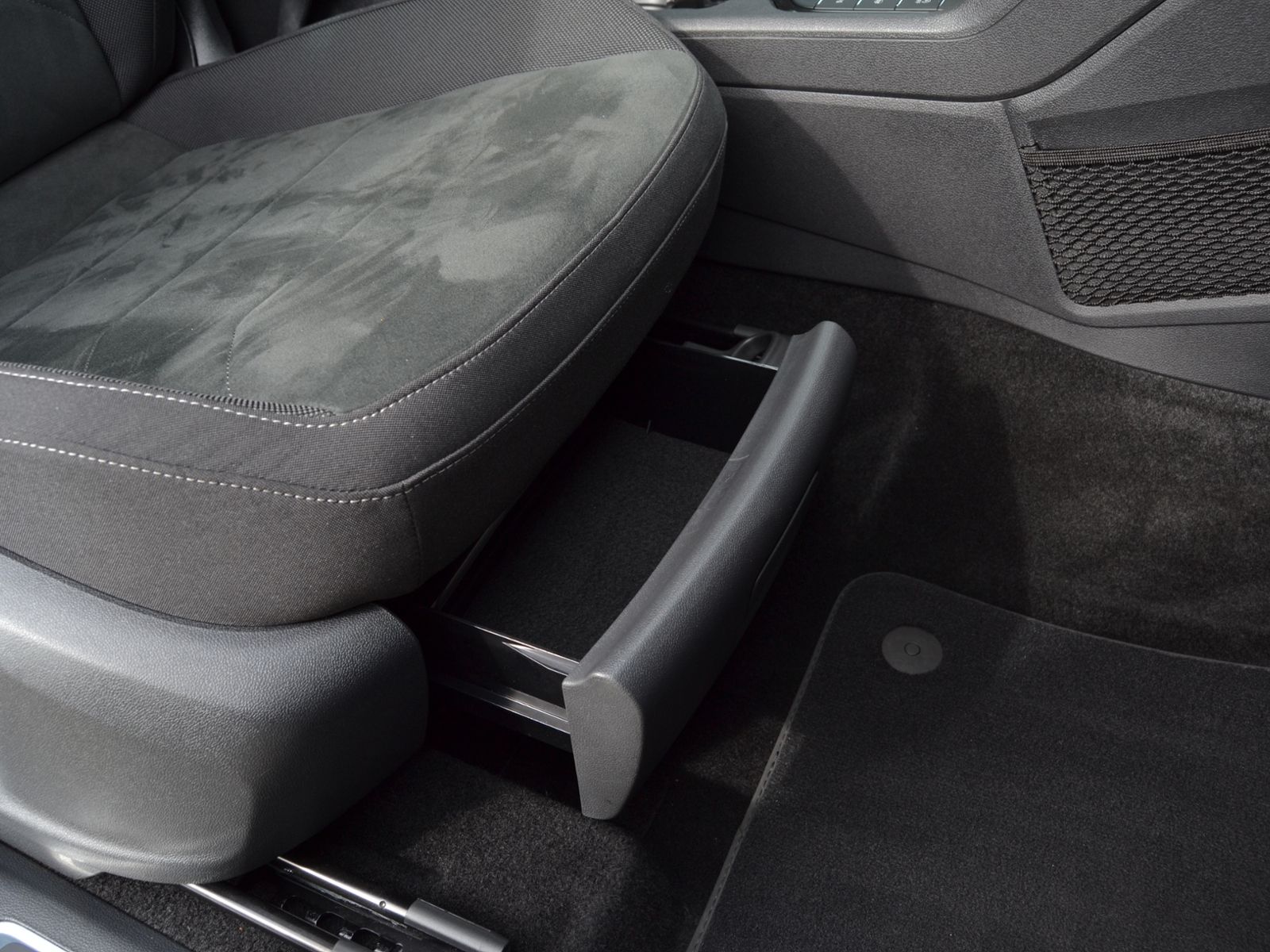 Tiguan 1.5 TSI 150 PS DSG Elegance AHK/SPORT-PAK