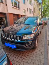 Jeep Compass 2.4 Limited 4x4 CVT Limited - Jeep Compass mit Benzin-Antrieb: Allradantrieb, Geländewagen, Automatik, 2.4