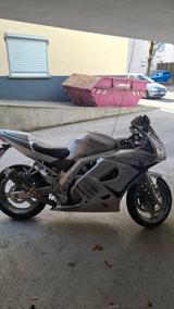 Suzuki SV 650S - SUZUKI 2004 SV650