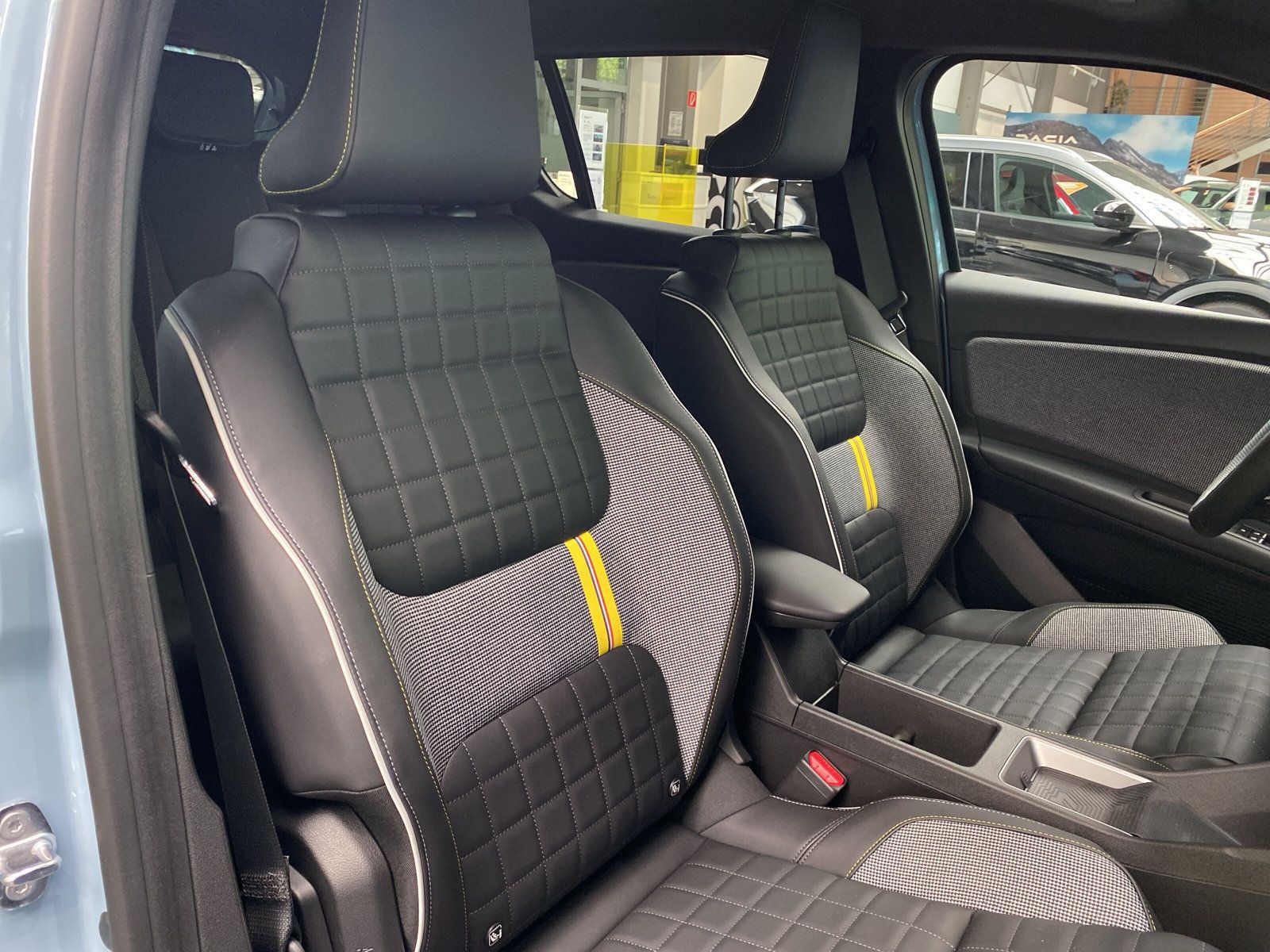 Renault R 4 - Bild 13