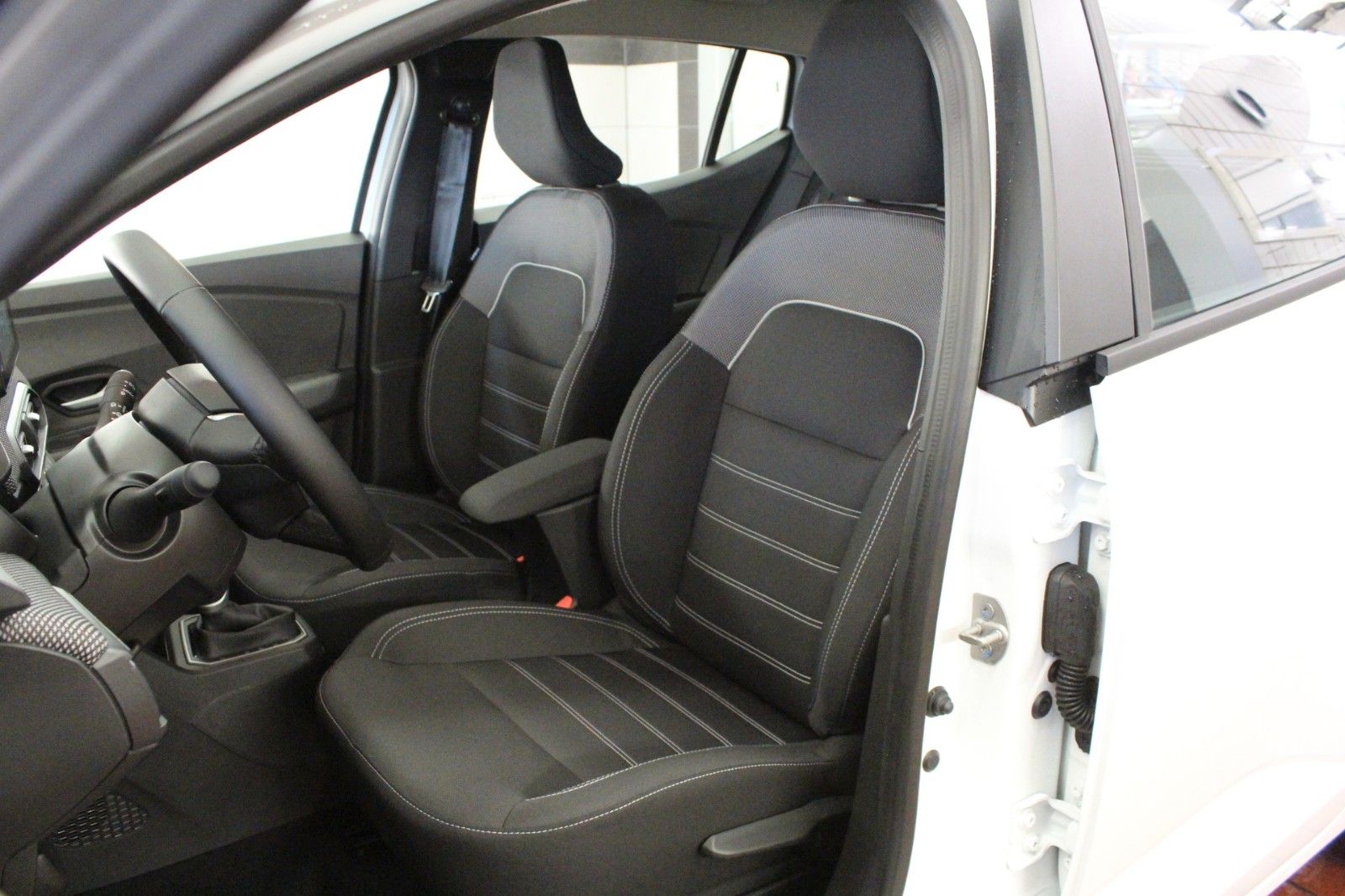 Fahrzeugabbildung Dacia Sandero TCe 90 auto Journey *Komfort-Paket*Sitzh