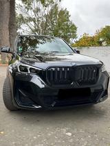 BMW iX1 xDrive30, Unfallfrei,Scheckheft, Top Zustand