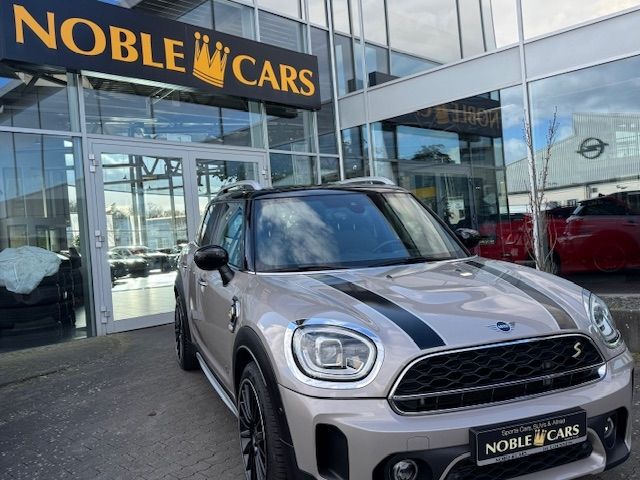 Fahrzeugabbildung MINI Countryman Cooper SE PHEV Classic Trim All4 PANO