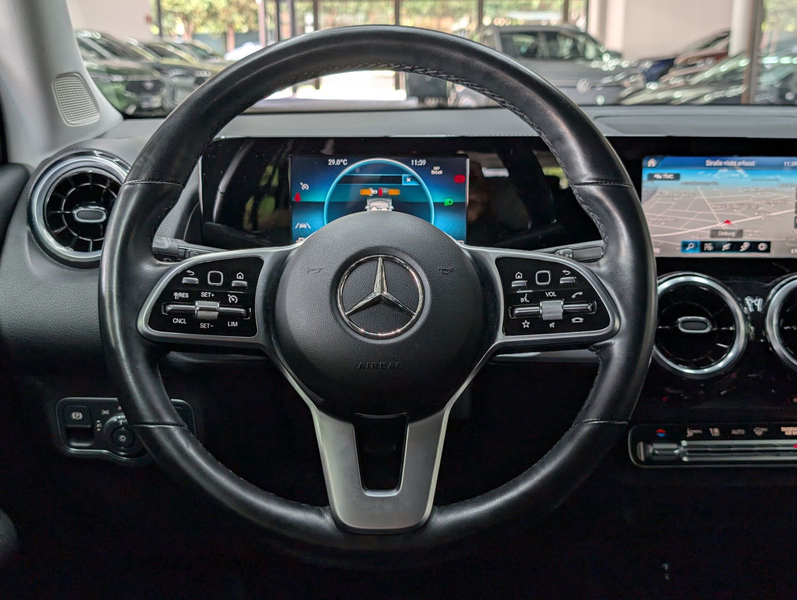 Fahrzeugabbildung Mercedes-Benz GLB 220 d MBUX LEDER VIRT APP KAM LED SHZ ALU
