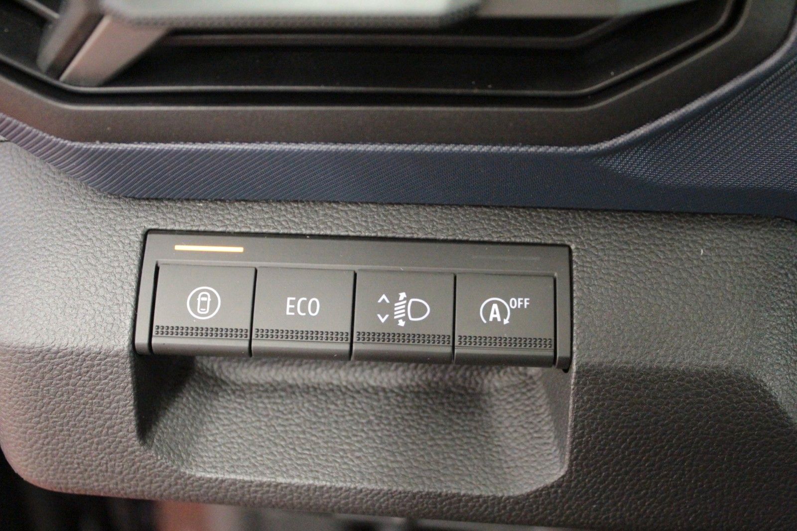 Fahrzeugabbildung Dacia Duster mild hybrid 130 Journey*Winterpaket*