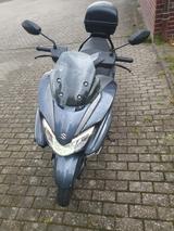 Suzuki Burgmann street  125er - ROLLER 125ER