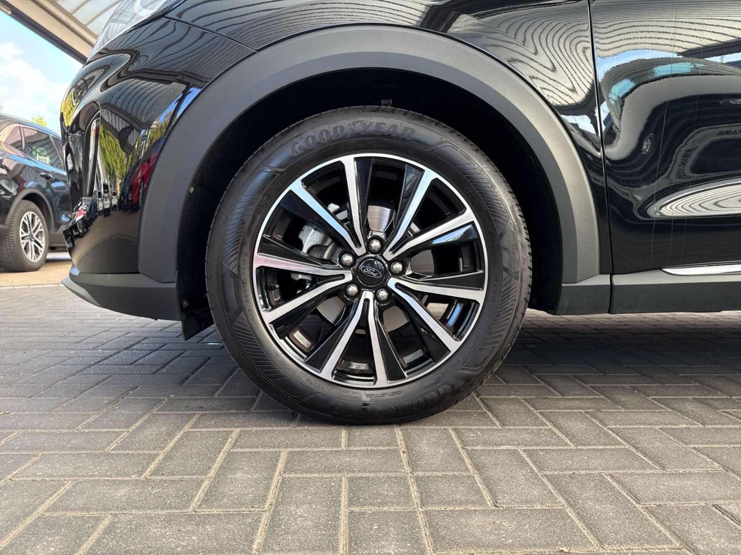 Fahrzeugabbildung Ford Puma Titanium 1.0 EcoBoost Mild Hybrid EU6d Wint