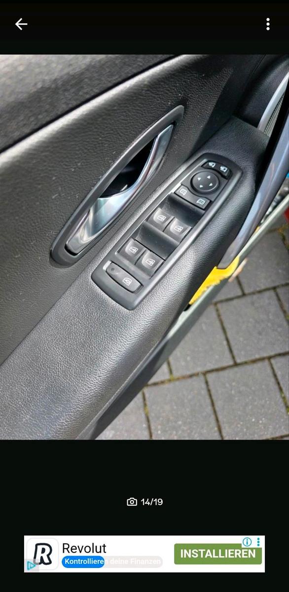 Renault Megane 2011 — photo 13