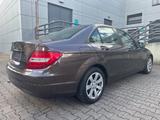 Mercedes-Benz C 200 CDI BlueEFFICIENCY NAVI/TEMPO/PDC/KLIMAUT - Mercedes-Benz C 200: Blueefficiency