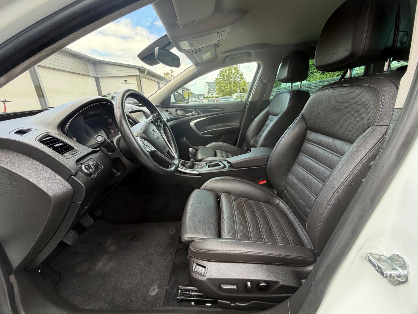 Opel Insignia  Business Innovation 170 PS AHK Leder