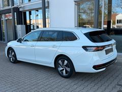 VW Passat Variant Elegance/ IQ DRIVE/ Apple CarPlay