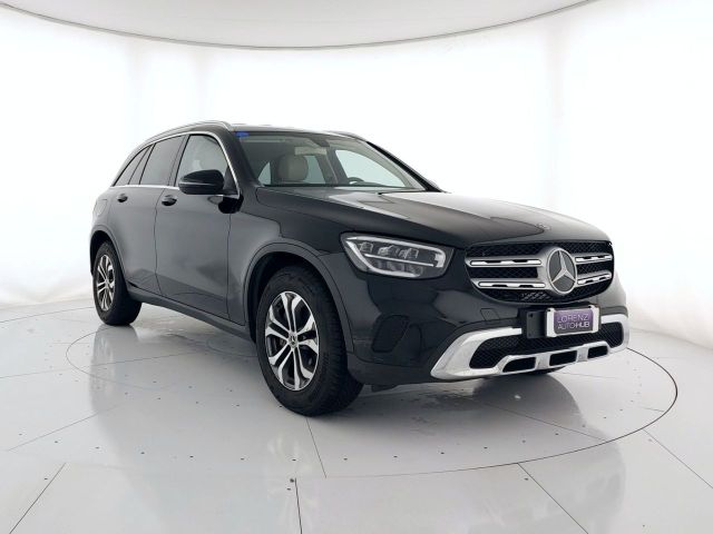 Mercedes-Benz GLC 200 mhev (eq-boost) Executive 