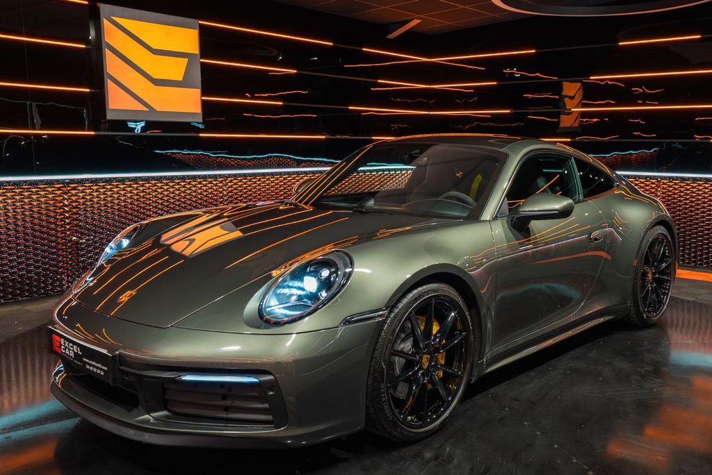 Porsche 992