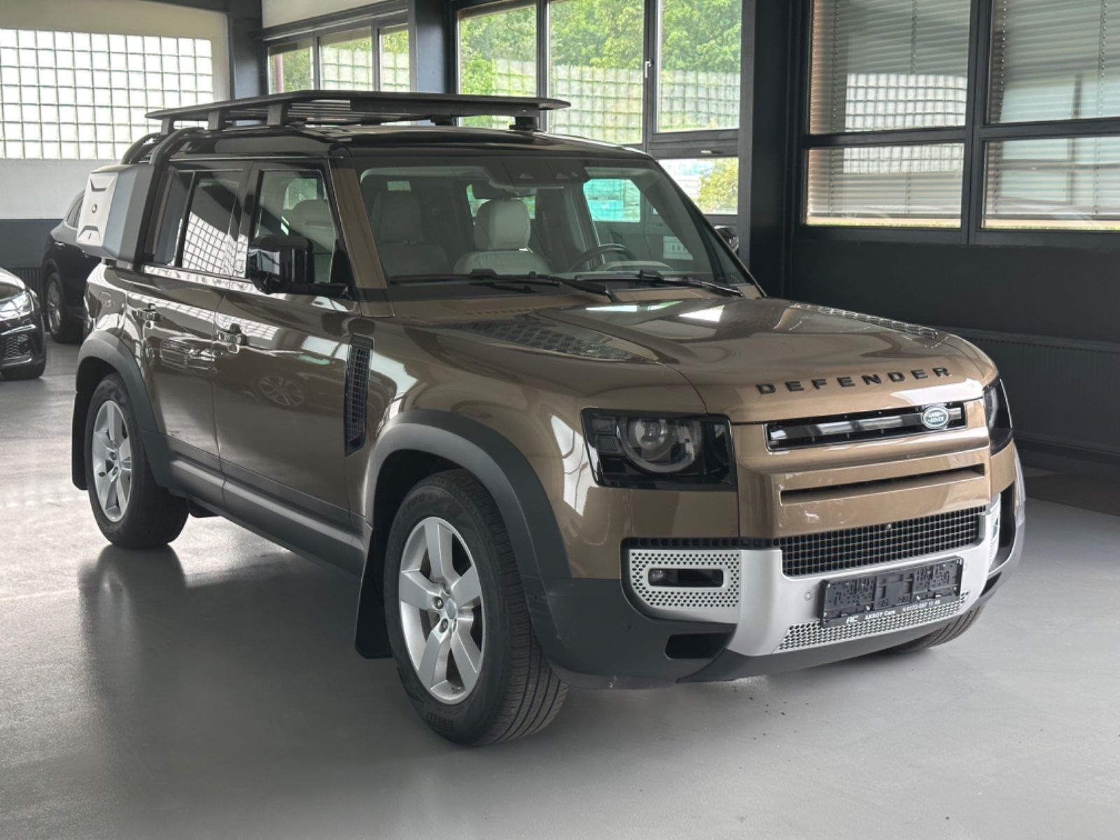 Land Rover Defender 110 First Edition P400 AHK Kamera Pano foto 3