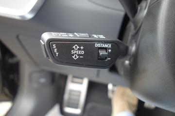 صورة مصغرة 23 لـ 2025 AUDI RS6