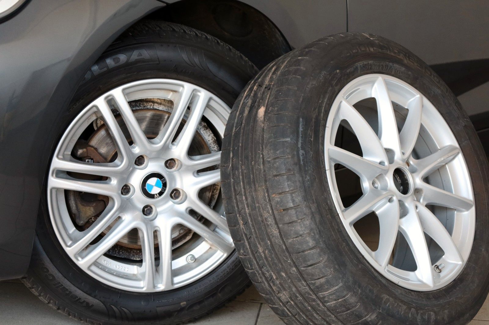 Fahrzeugabbildung BMW 218dA Active Tourer  Navi,LED,SH,PDC,SR+WR