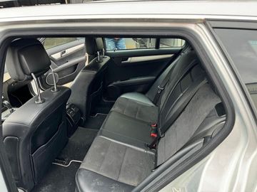 Mercedes C 200 - 4