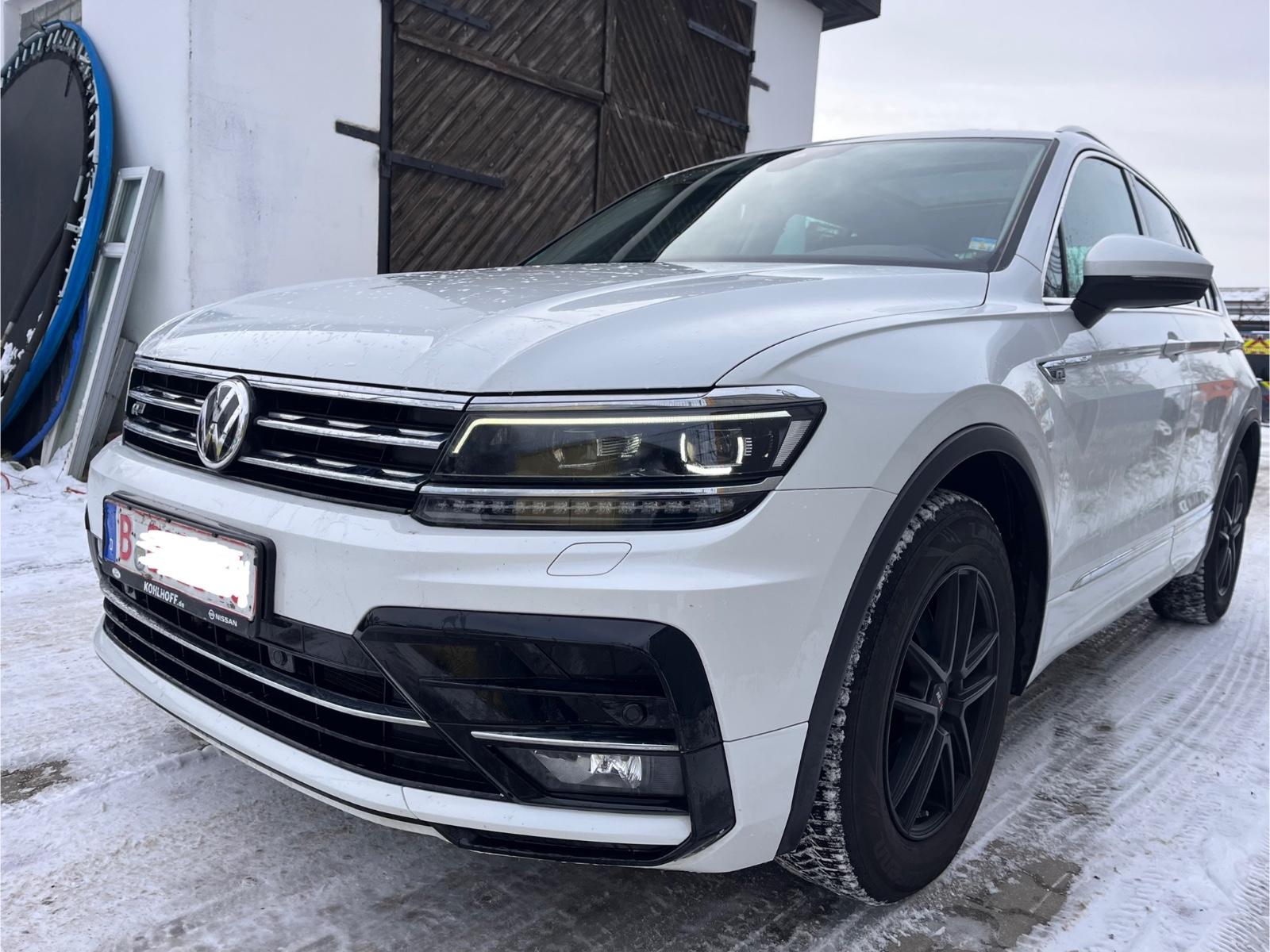 Volkswagen Tiguan Highline R Line 4Motion STANDHZ PANO AHK
