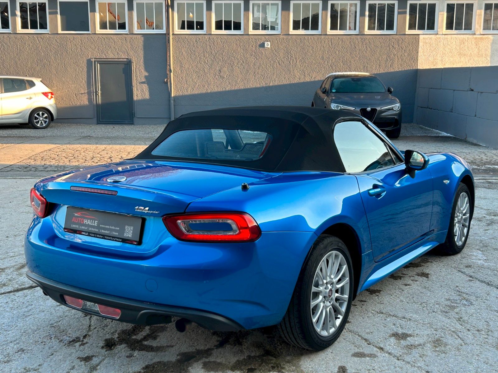 Fahrzeugabbildung Fiat 124 Spider 1.4 Multiair Turbo Klima Bluetooth LM