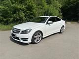 Mercedes-Benz C 250 CDI AMG-Paket Sport Coupé Autom. - Mercedes-Benz C 250: Sport