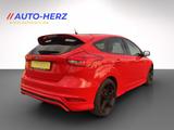 Ford Focus ST-Line Lim. Klimaauto+PDC+Sitz&Lenkradhzg - Ford Focus Gebrauchtwagen in Wuppertal