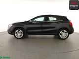 Mercedes-Benz GLA 180 URBAN PANORAMA,BI-XENON,NAVI,SPORTSITZE - schwarze Mercedes-Benz GLA-Klasse