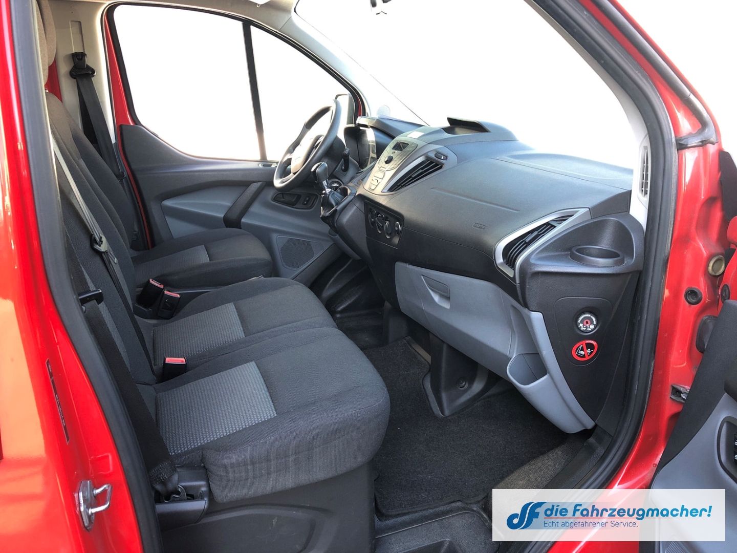 Fahrzeugabbildung Ford Transit Custom Kombi 300 L1 2.2 TDCi *8401 Expor