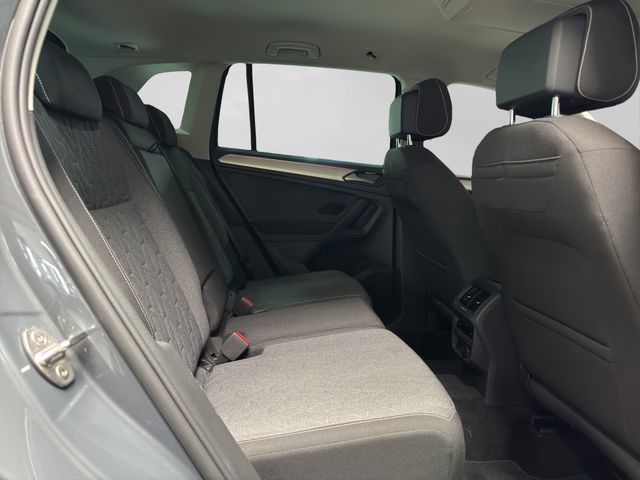 Fahrzeugabbildung Volkswagen Tiguan Move 1,5 TSI DSG+IQ Drive+LED+Cam+Winter