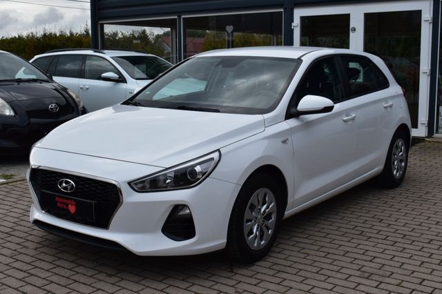 Hyundai i30/GARANTIE/Spurhalte/Facelift/TÜV NEU