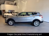 Nissan Qashqai Acenta Kamera Klima PDC Automatik - Nissan aus 2015