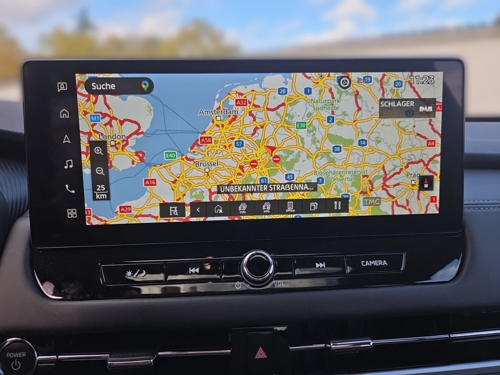 Fahrzeugabbildung Mitsubishi Outlander 2.4 PHEV  " TOP " AHK "