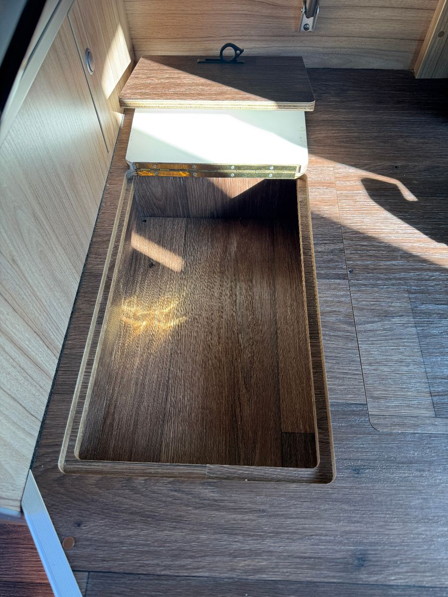 Fahrzeugabbildung HYMER / ERIBA / HYMERCAR Sydney GT 60 Limited