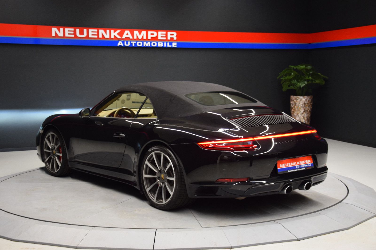 Fahrzeugabbildung Porsche 911/991.2 Carrera 4S Cabrio BOSE S.AGA Sitzlüft.