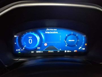 Ford Kuga - 10