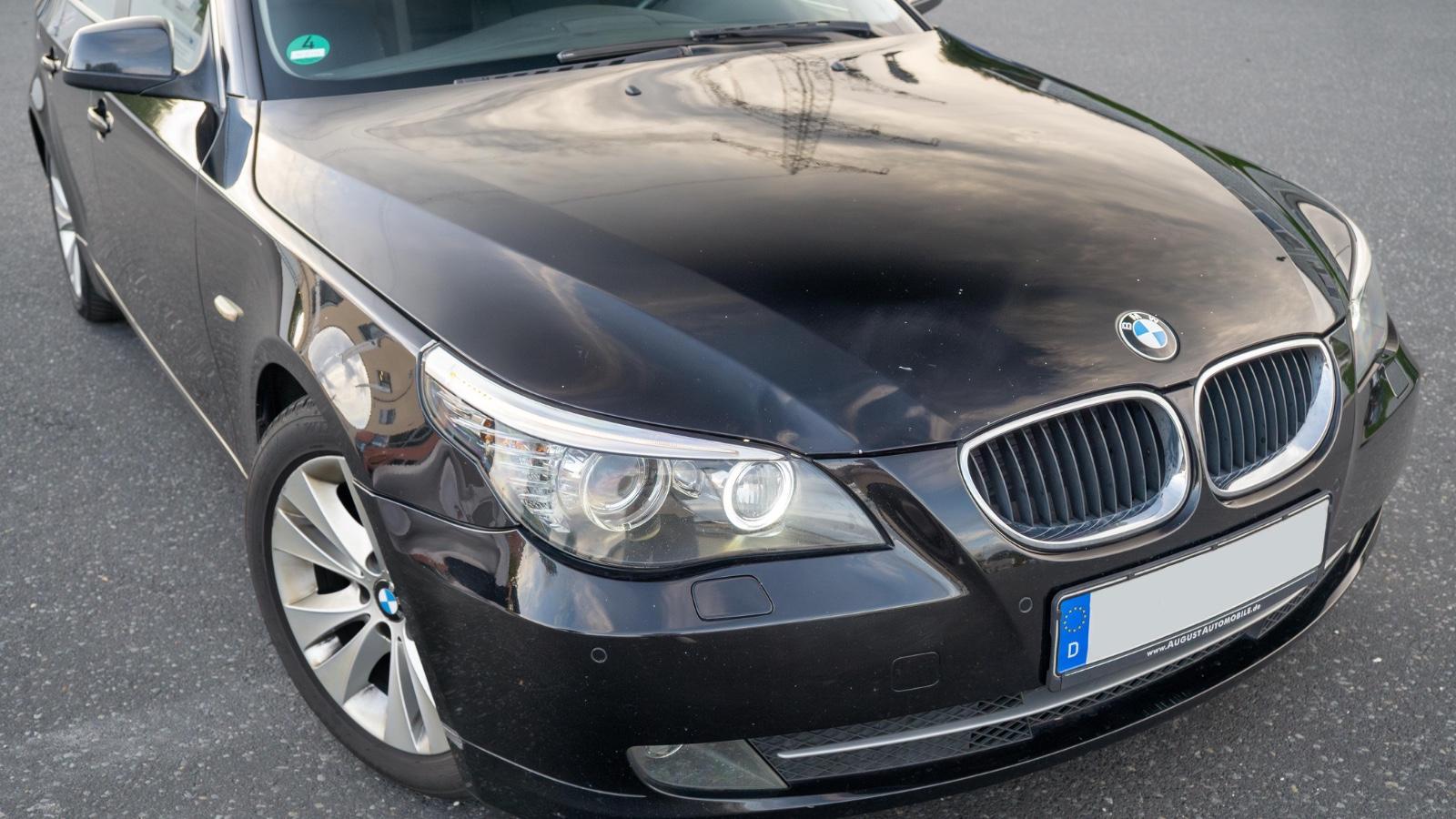 BMW 520 2010 — photo 15