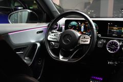MERCEDES-BENZ A 250e AMG*AMBIENTE*CAM*LED*NAVI*BUSINESS-PAKET*