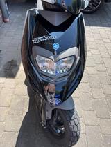Piaggio TPH 125 - Piaggio Motorräder in Köln