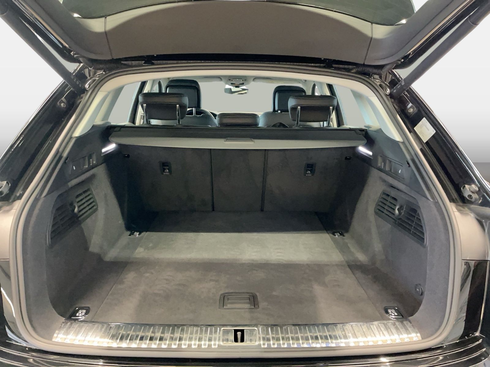 Audi Q8 e-tron - Bild 11