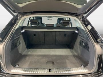 Audi Q8 e-tron - 11