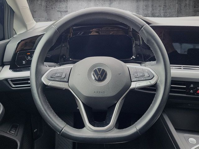 Golf VIII Variant 2.0 TDI Navi Xenon Standhzg.