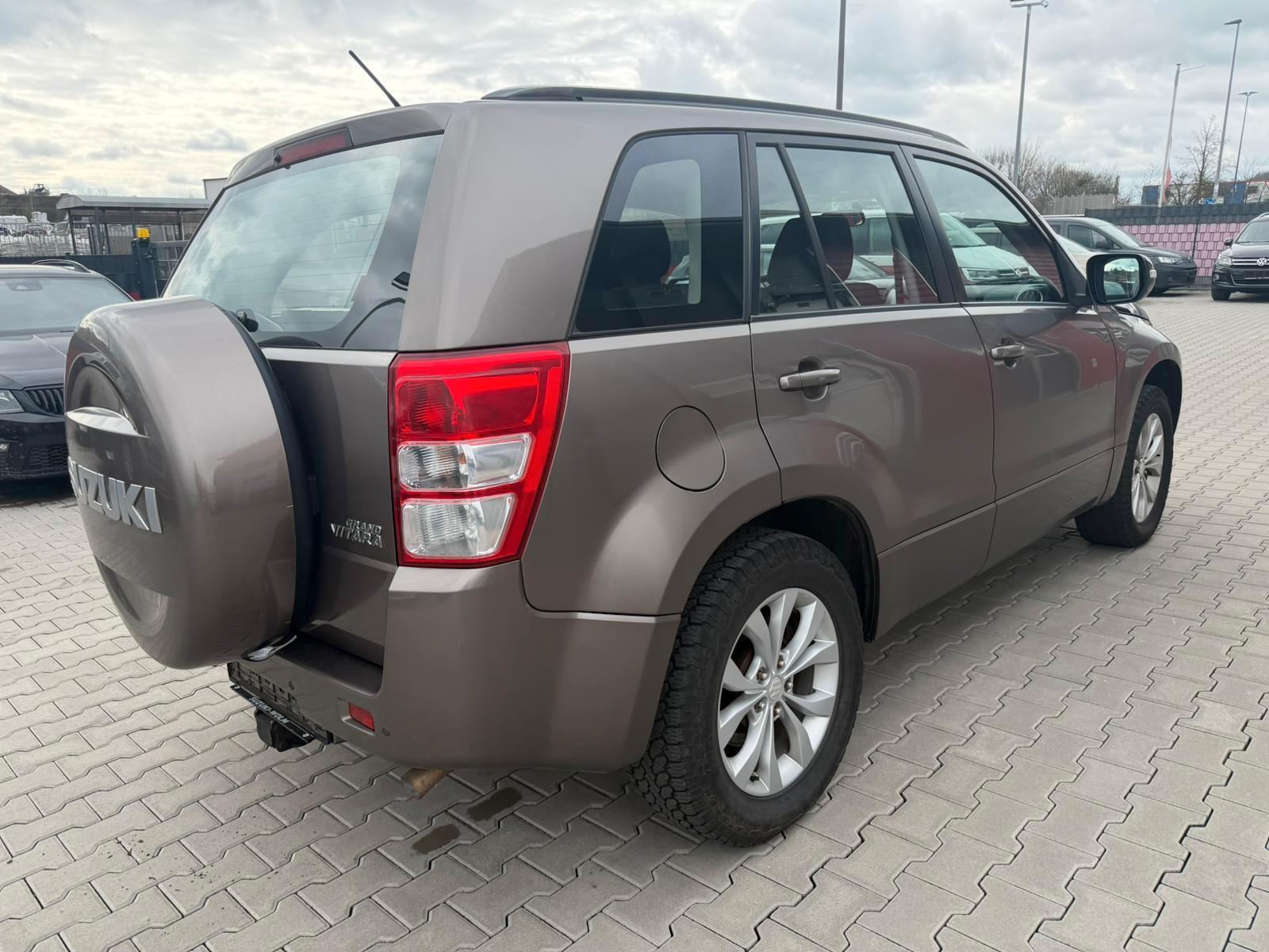 Suzuki Grand Vitara 1.9 DDIS X 30 AHK