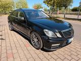 Mercedes-Benz E 63 AMG AMG - gebrauchte Mercedes-Benz E 63 AMG aus dem Jahr 2009