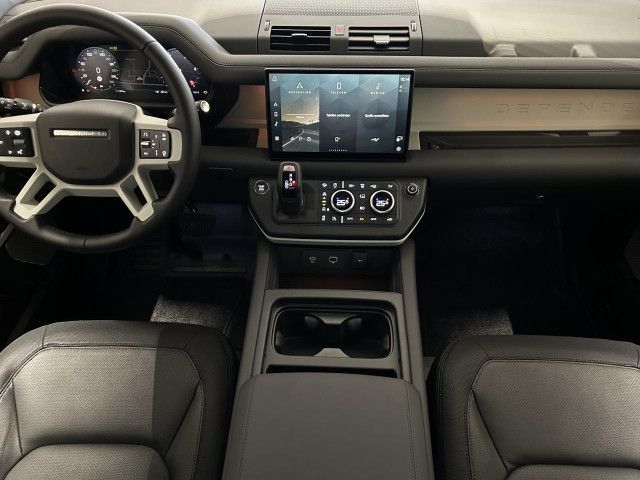 LAND-ROVER Defender 2023