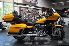Harley-Davidson Road Glide Limited CVO Screamin´Eagle FLTRKSE