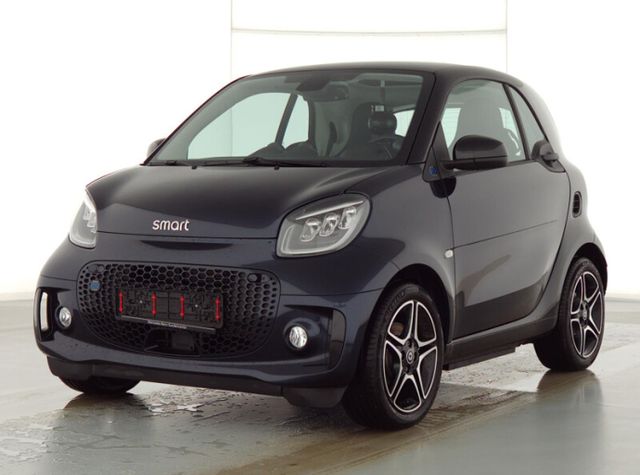 Smart ForTwo EQ coupe prime EXCLUSIVE:BECAUSE ITS COOL