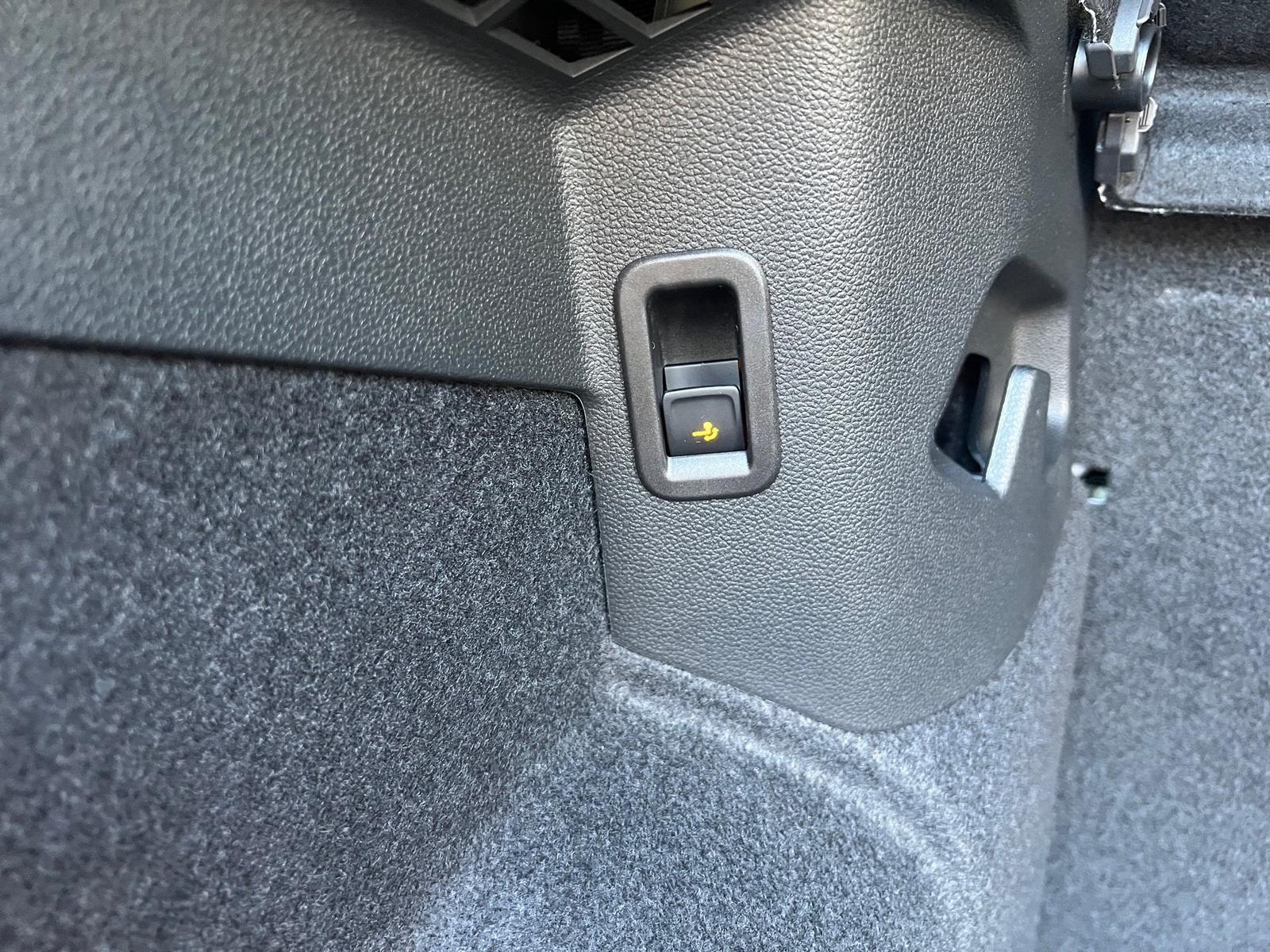 Volkswagen Golf Life *AHK*PANO*SHZ*FACELIFT*LED*APP CONNECT, миниатюра 15