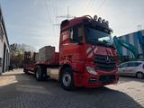 Mercedes-Benz 1845 Actros mit Goldhofer STN-L3-35/80 Tieflader - Mercedes-Benz Hubarbeitsbühne