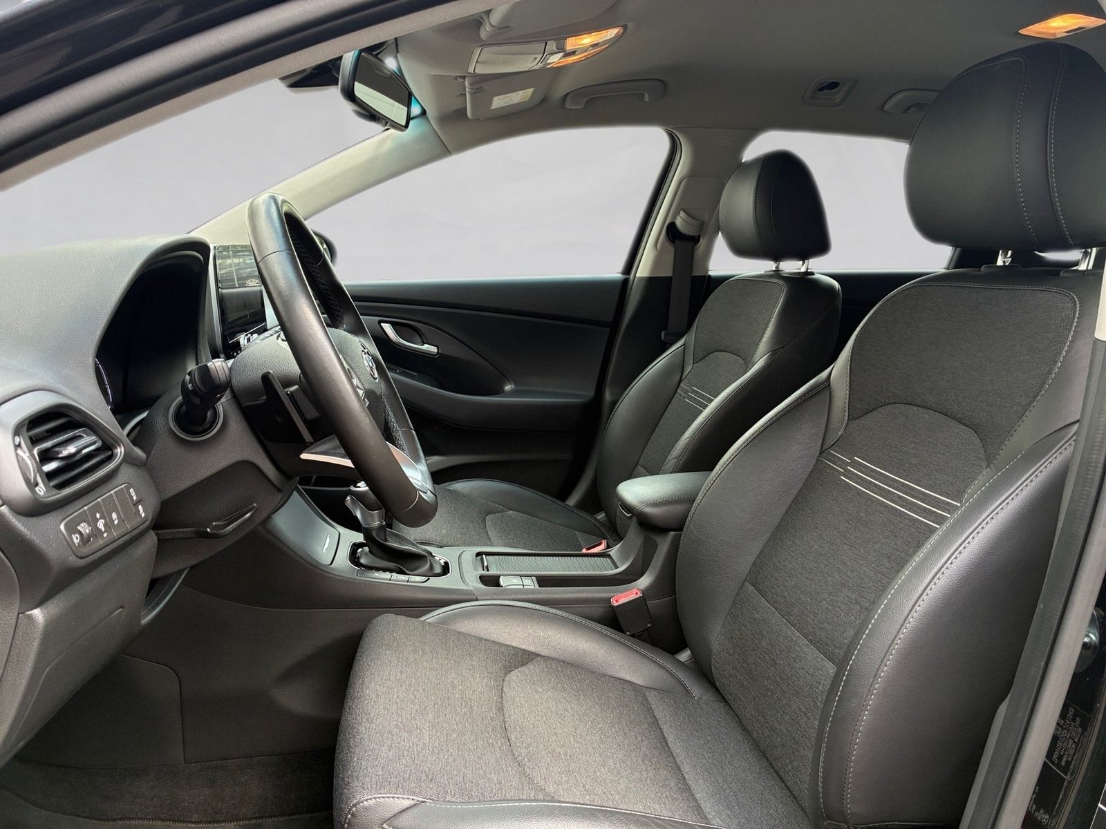 Fahrzeugabbildung Hyundai i30 cw 1.5 T-GDI Prime Kamera,LED,Navi,SHZ,ACC