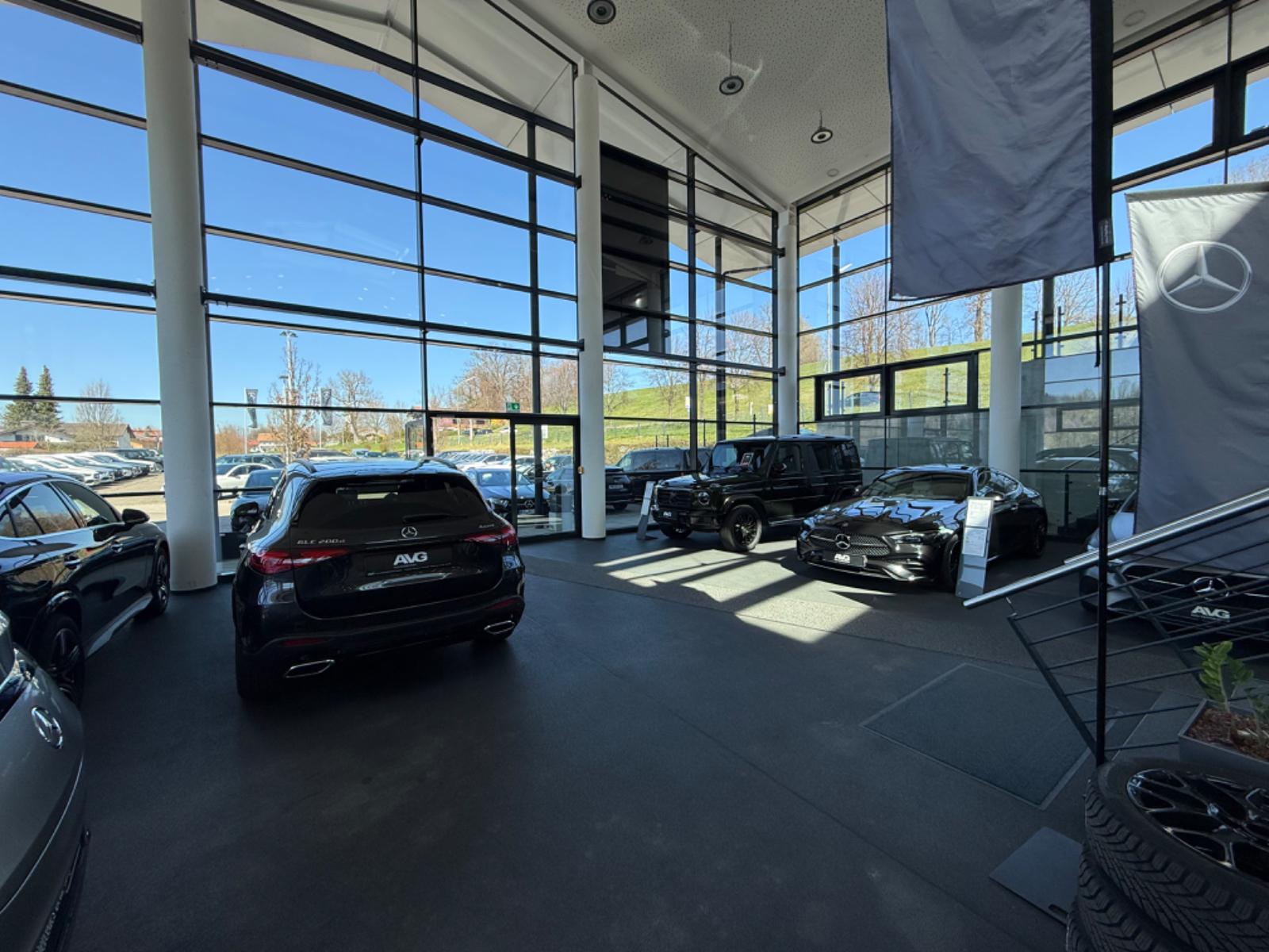 showroom-image-bottom